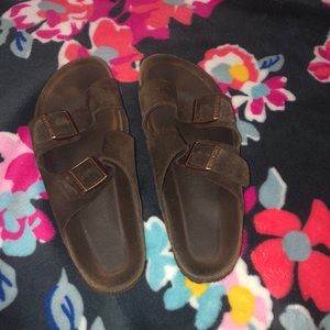Arizona Birkenstocks (mocha)